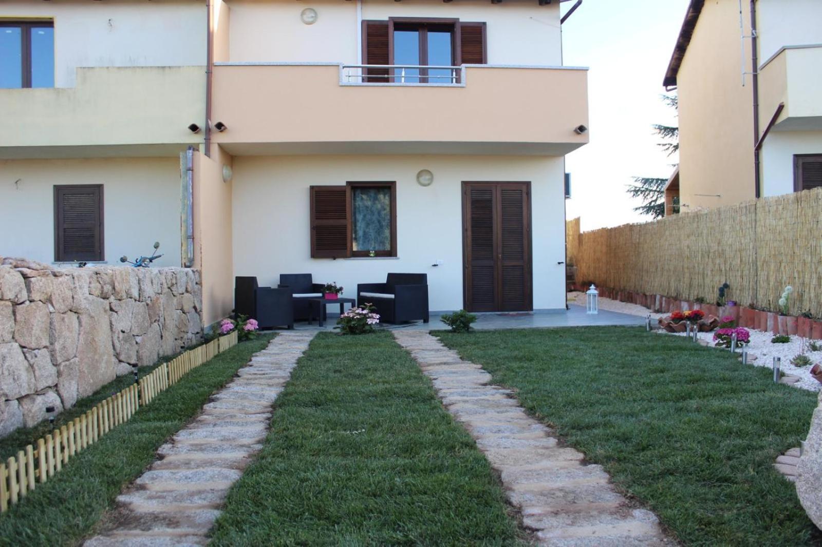 Appartamento Pasiga - Private Jacuzzi - Telti Esterno foto