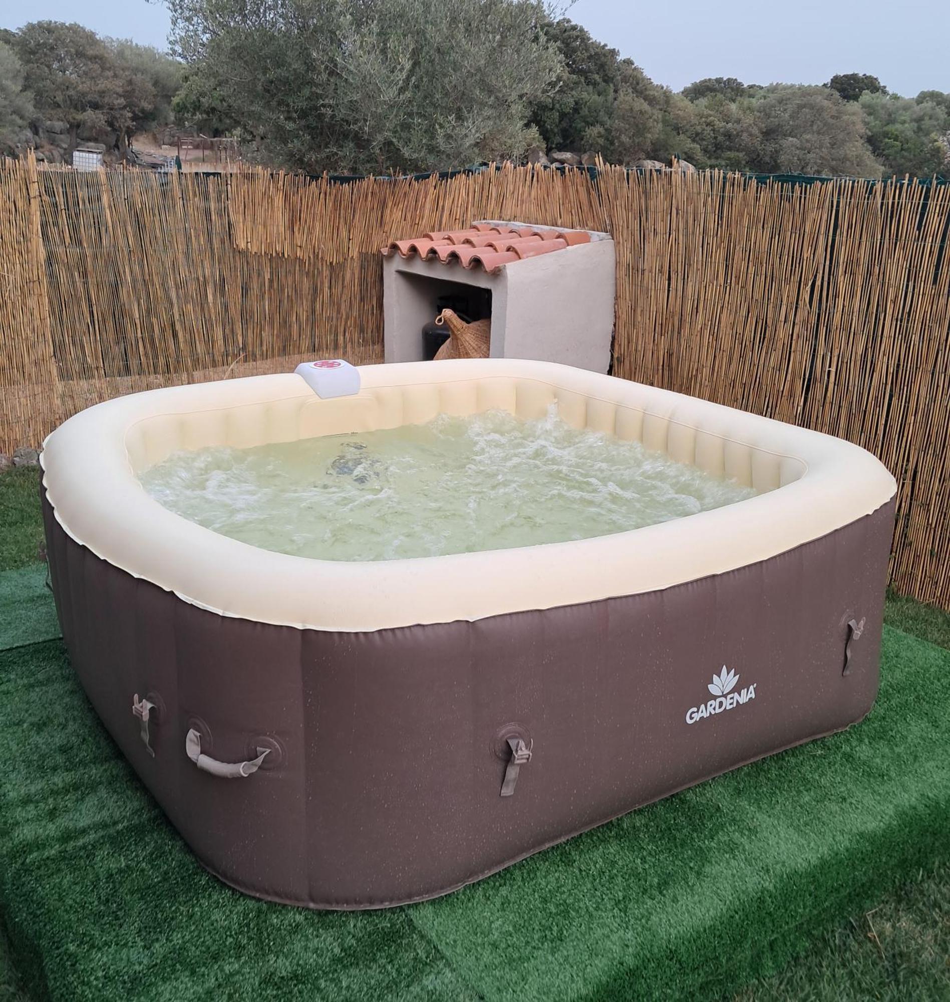 Appartamento Pasiga - Private Jacuzzi - Telti Esterno foto